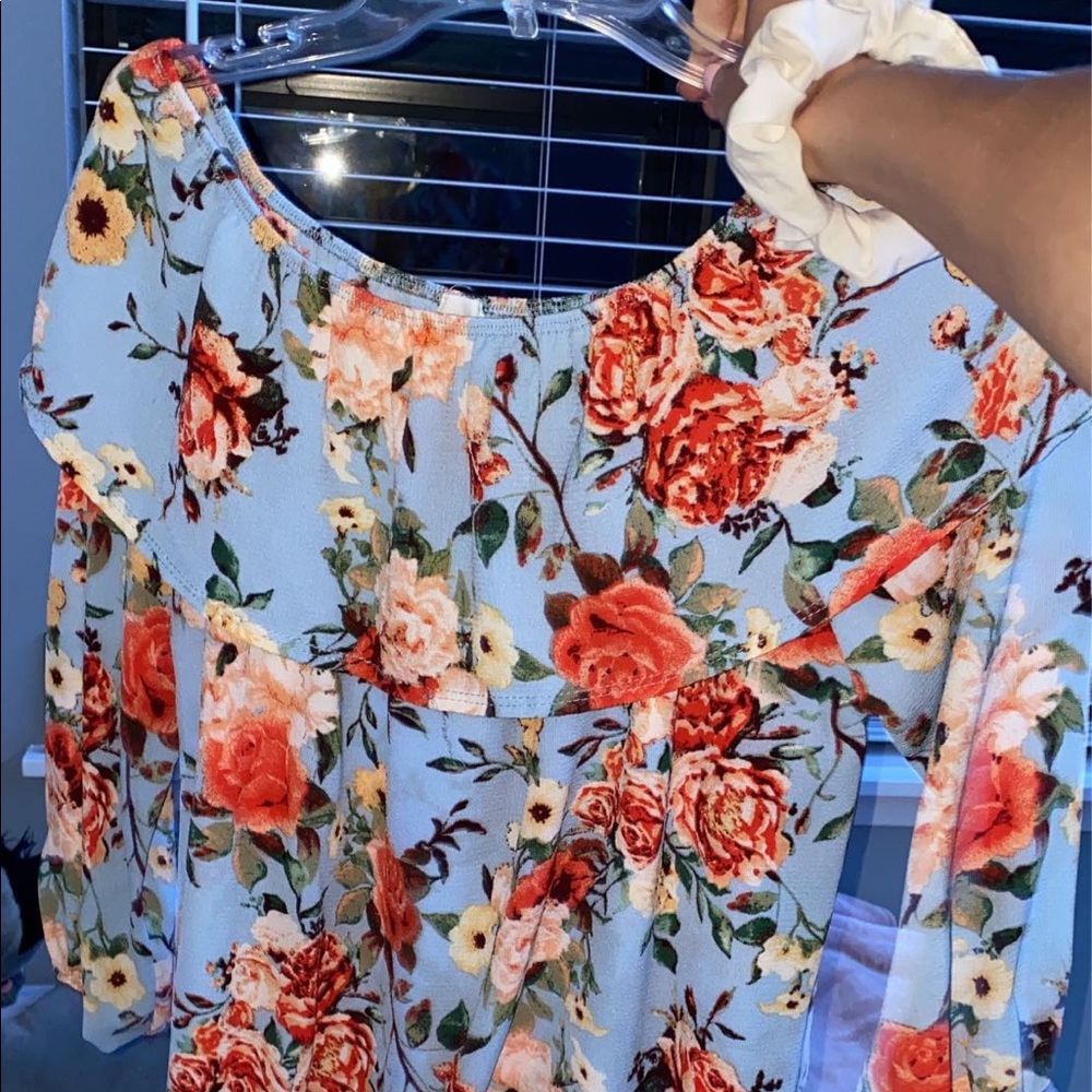floral top